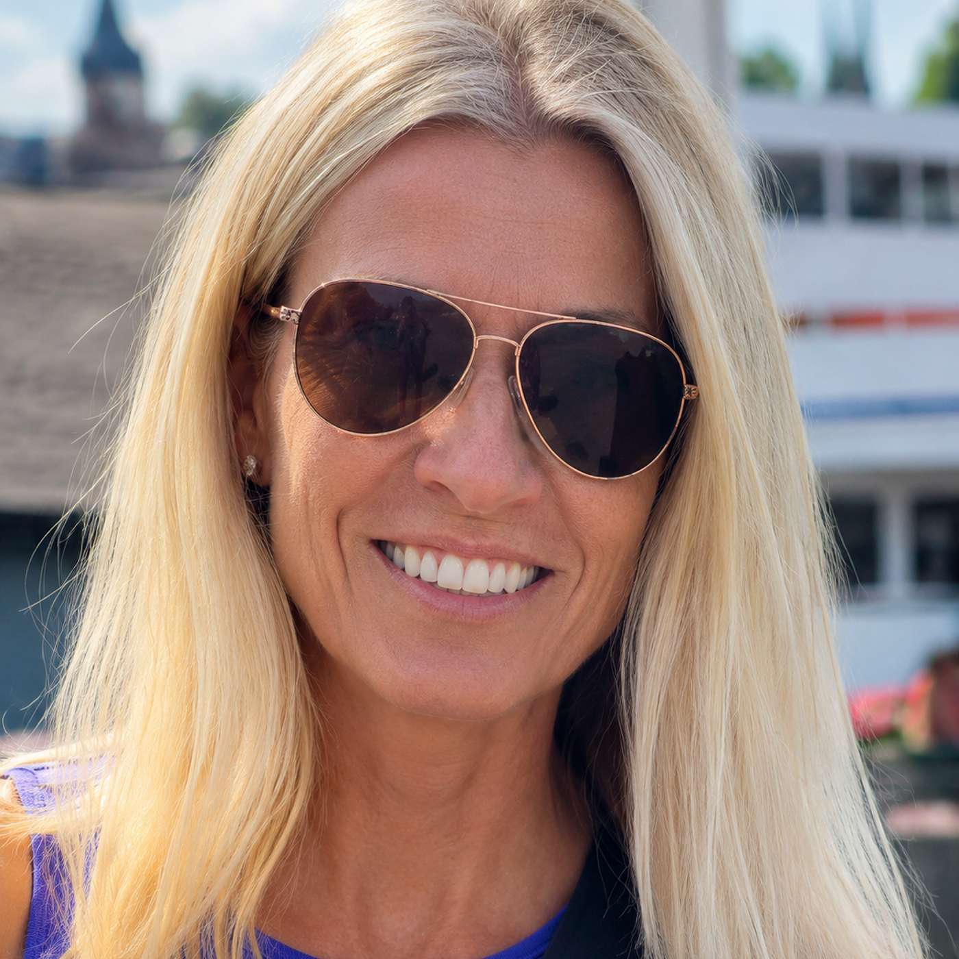 From Party Buses to Party Boats: An Entrepreneur's Evolution Ft. Nikki DuBois - Episode #214