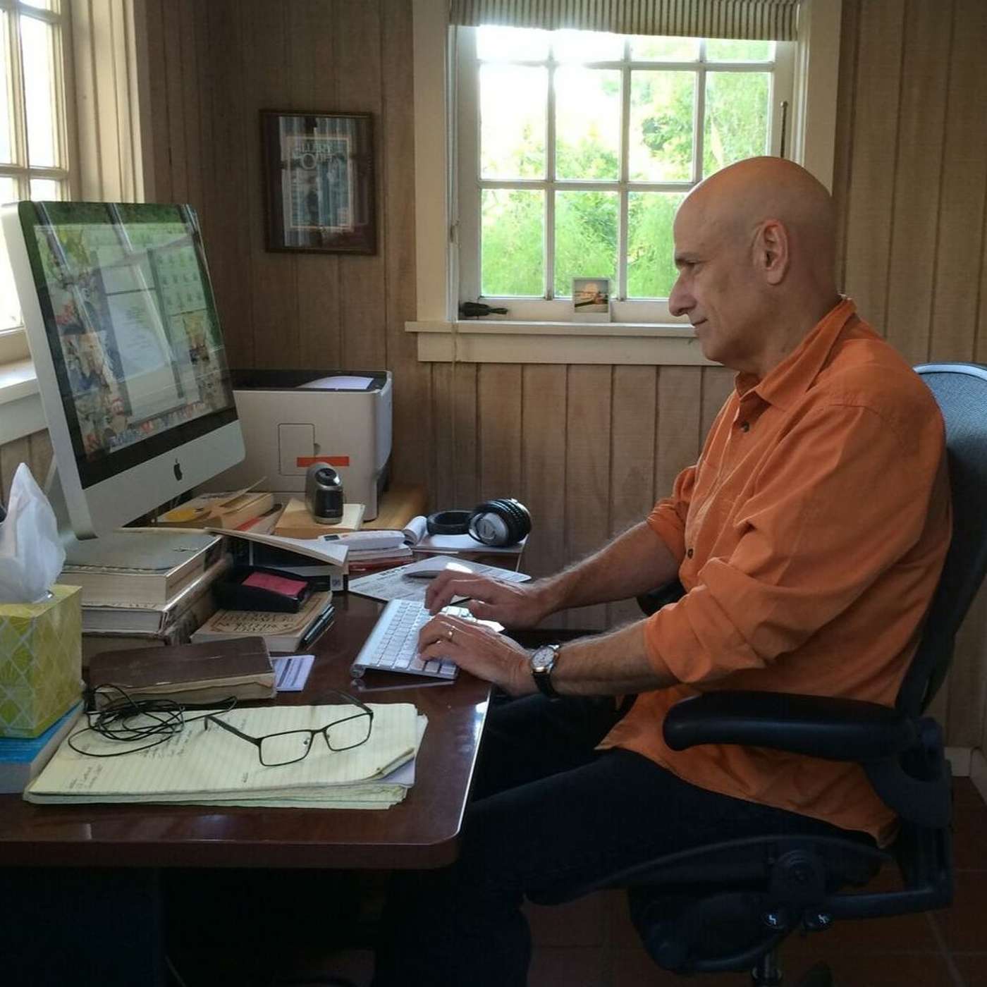 God Gives Hope to Suspense Novelist’s Life Story episode artwork