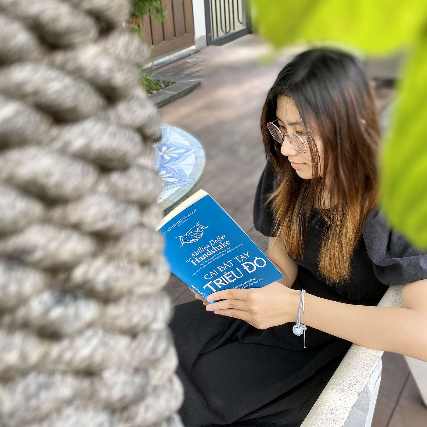 Cái bắt tay triệu đô - Thu lợi triệu đô từ khả năng giao tiếp thần sầu