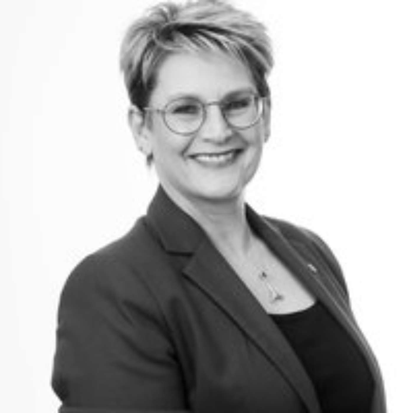E3: Dr Terri Simpkin unpacks imposter phenomenon