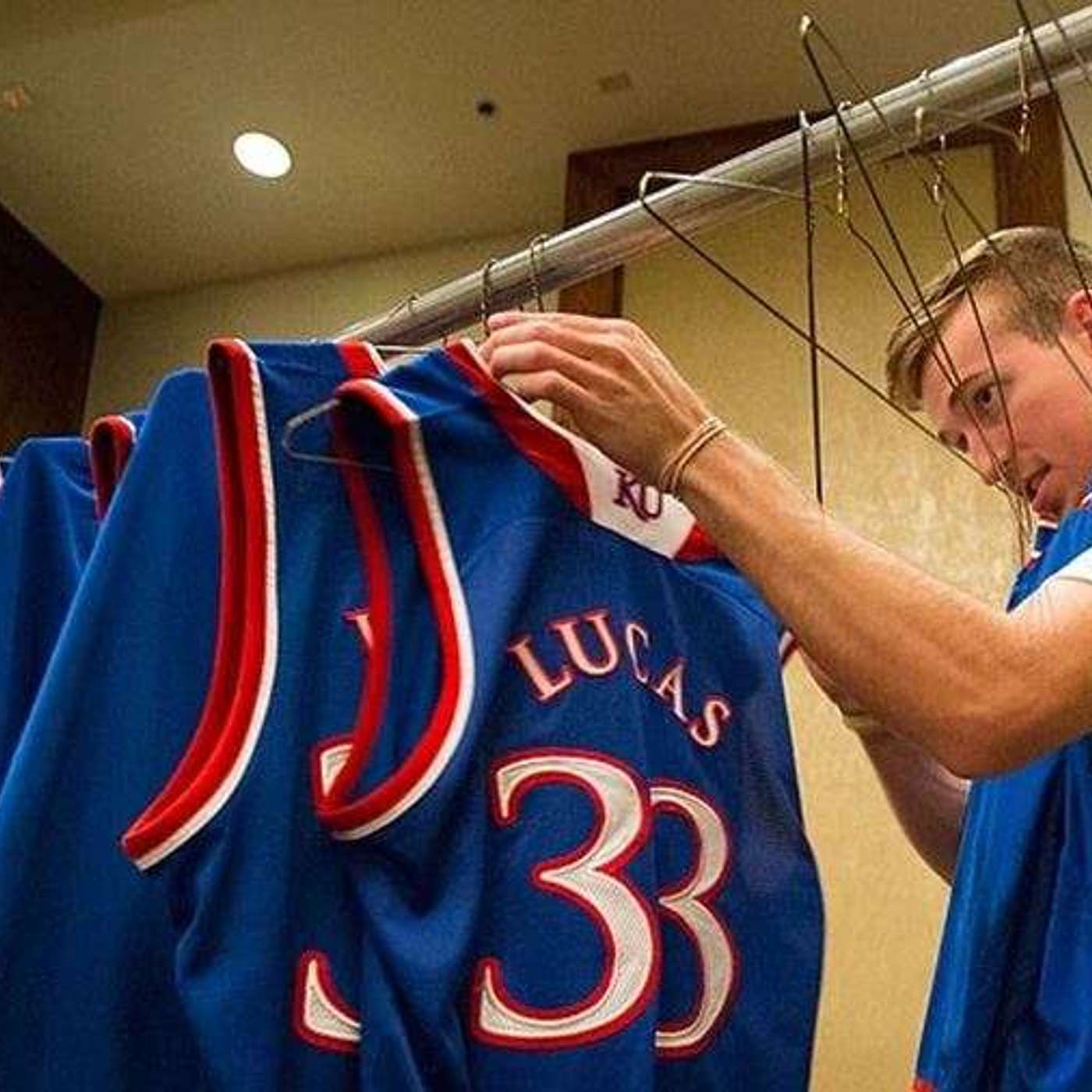 How To Clean Basketball Jersey? 2025 Full Guide