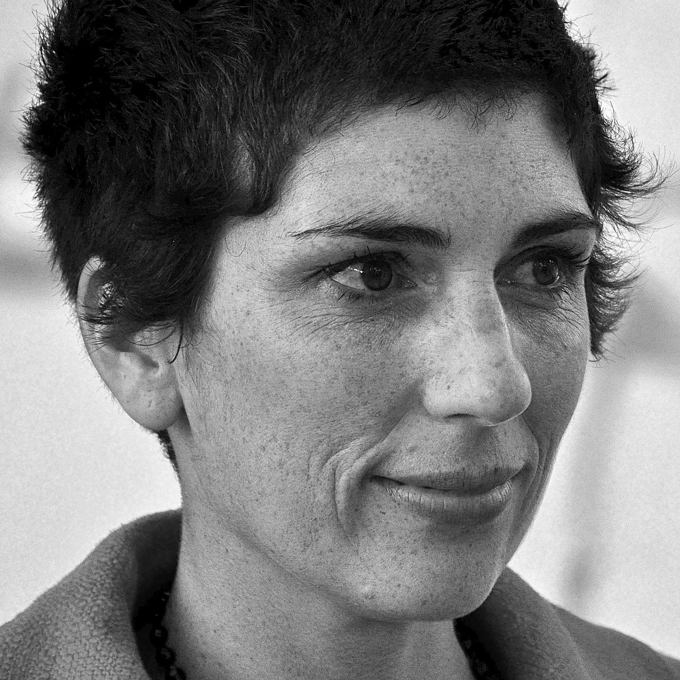 Joanna Nadin - No Man's Land