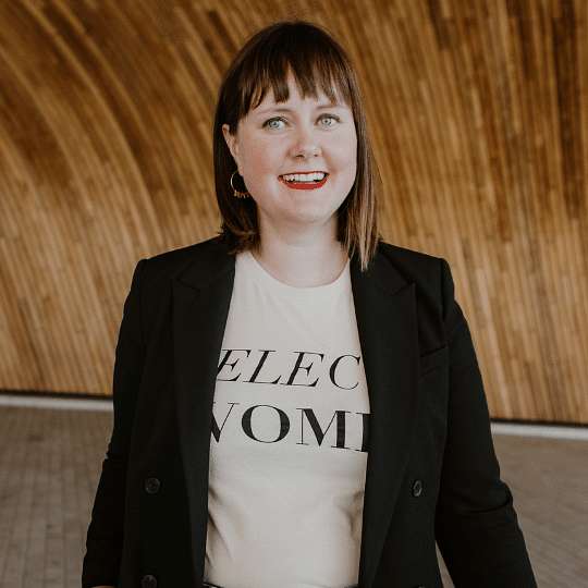Sarah Elder-Chamanara