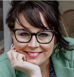 Dr Beth Dawson