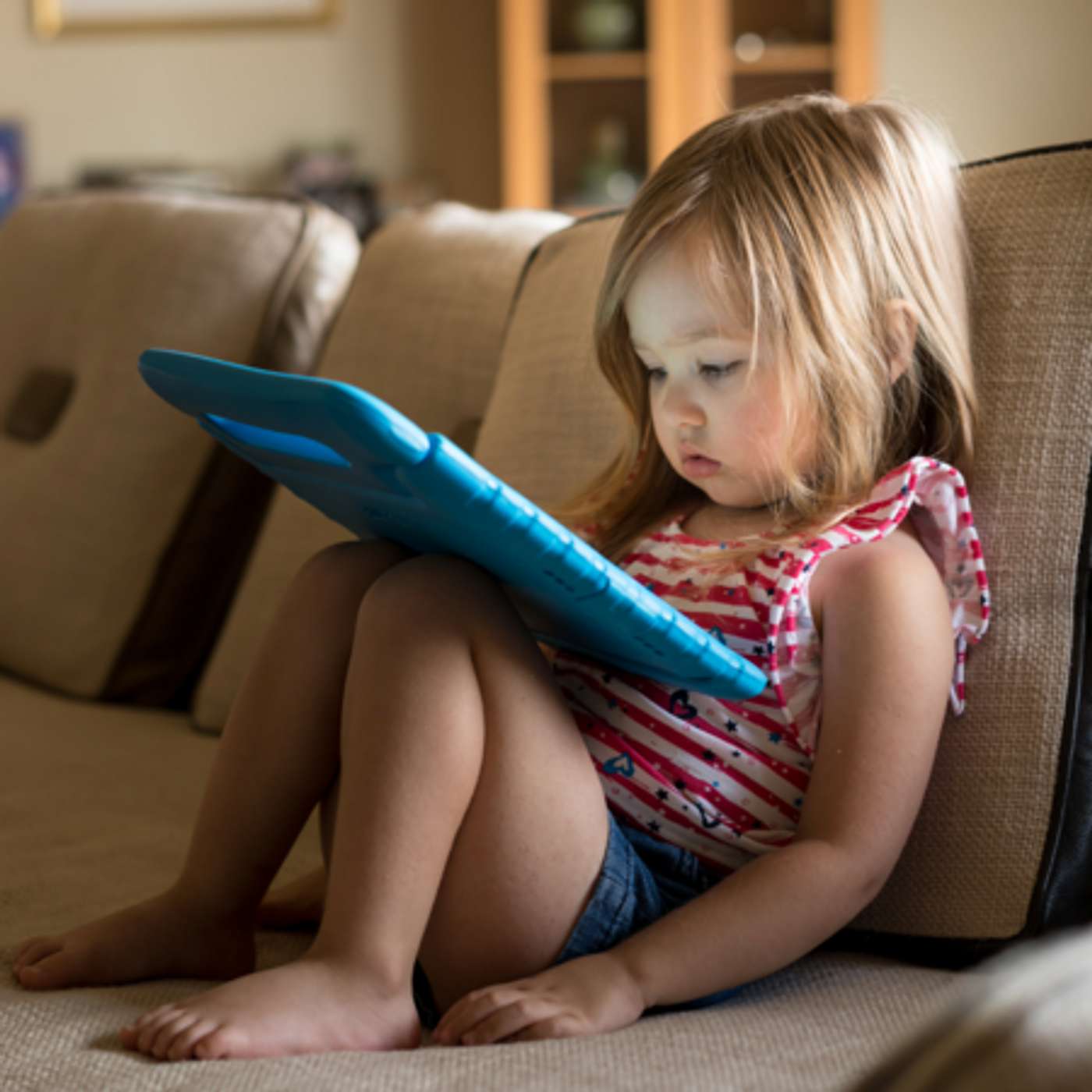 Season 3 Episode 2: 'Quality Screen Time' with Momo Hayakawa Season 3 Episode 2: 'Quality Screen Time' with Momo Hayakawa