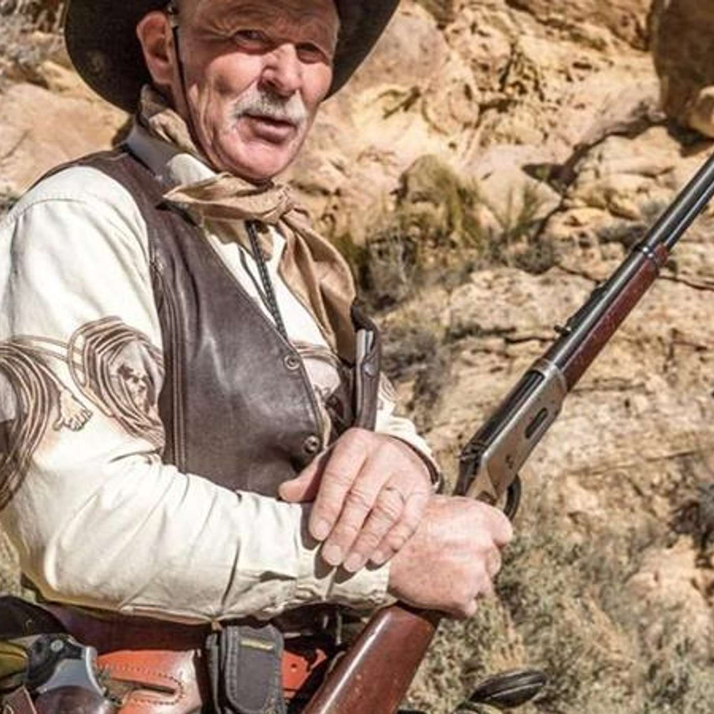 A 7,000 mile Ride from Alaska thru Mexico with Len Crow on SADDLE UP AMERICA!