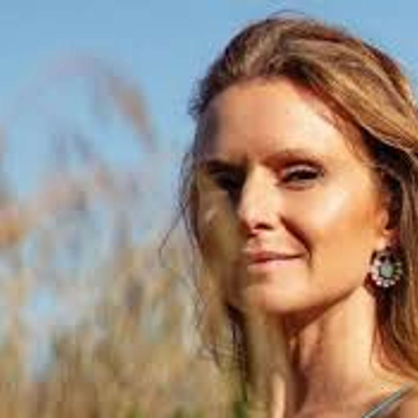 Sofia Hoffmann - (In) Love Muito Mais Sobre Mim