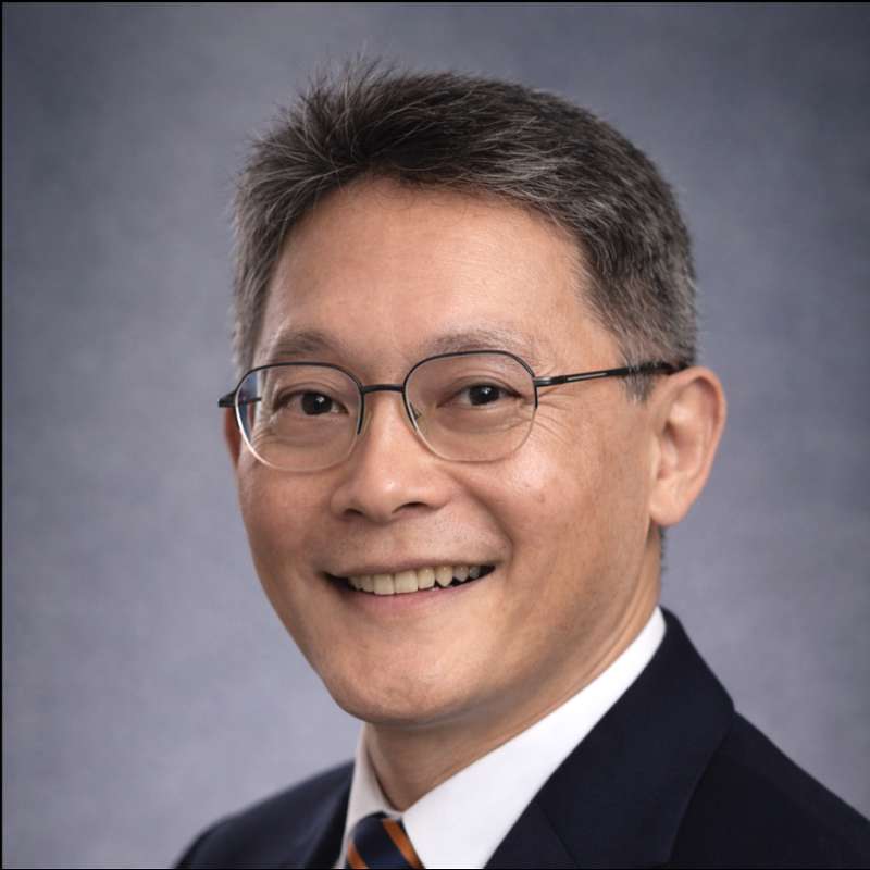 Chris Lo