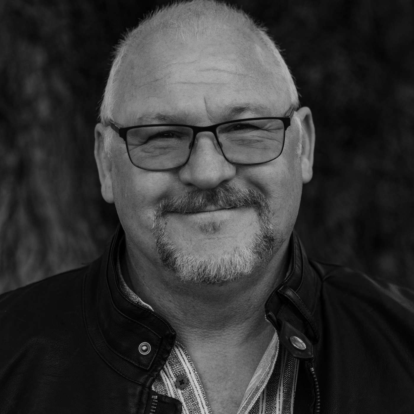 B Michael Radburn on the thunderous new novel in the Taylor Bridges series, 'The Reach' episode artwork