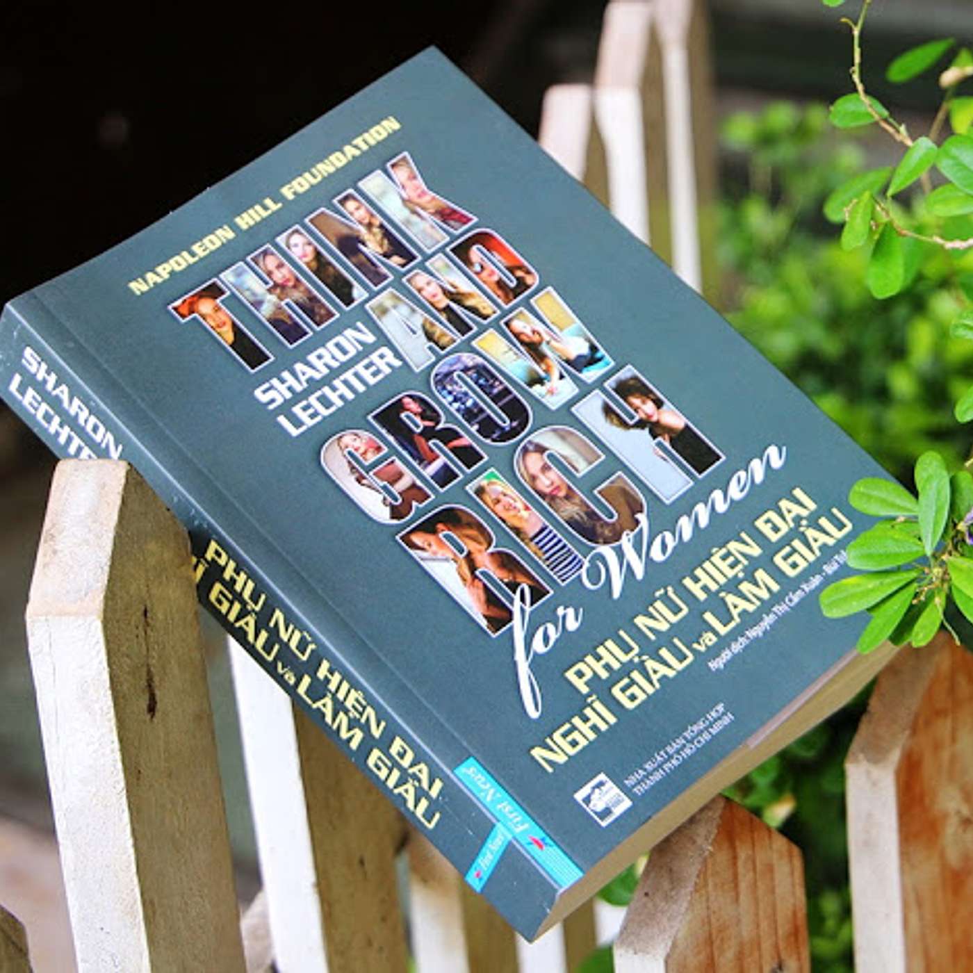 Phụ Nữ Hiện Đại Nghĩ Giàu Và Làm Giàu - Muốn thành công thông minh thôi chưa đủ