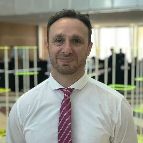 Oz Hussein, Director