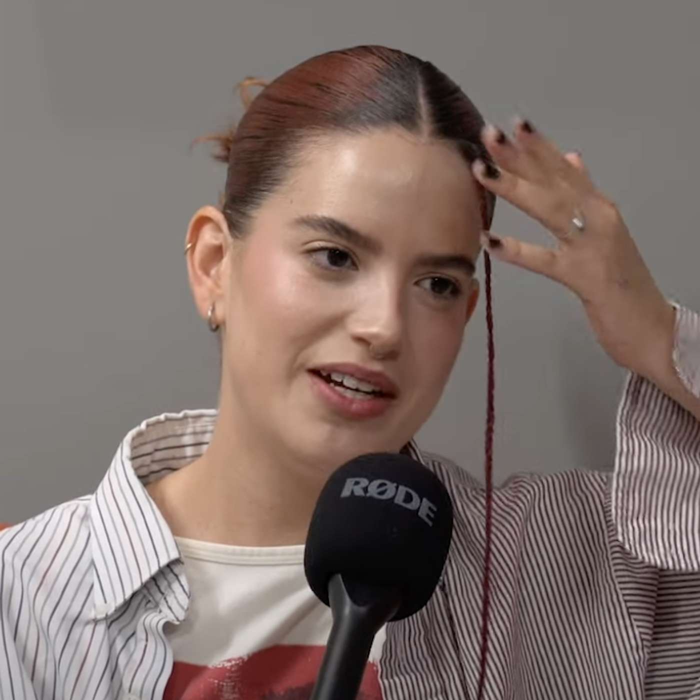 Entrevista a Nicole Zignago: "De chica hubiese querido escuchar a una mujer hablar de amor a otra" episode artwork