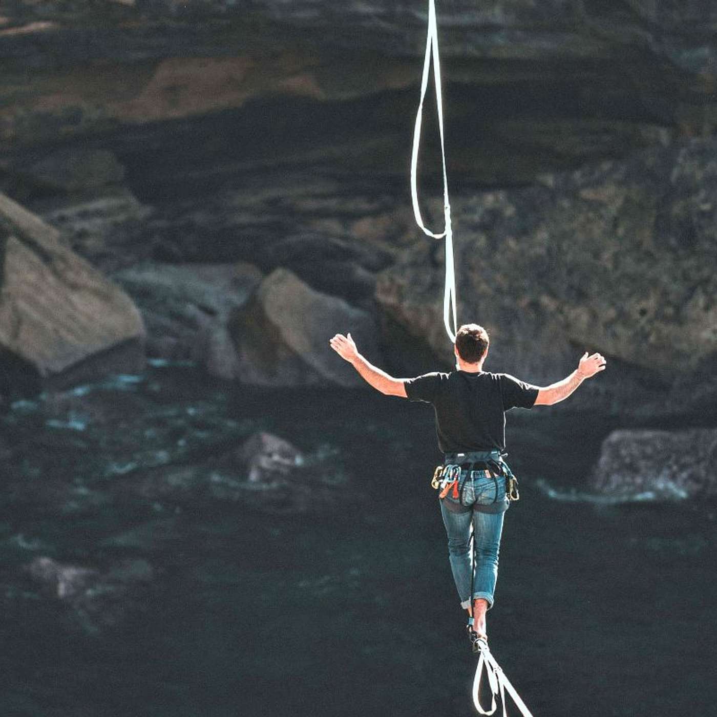 S16E10 - Speaking In Absolutes