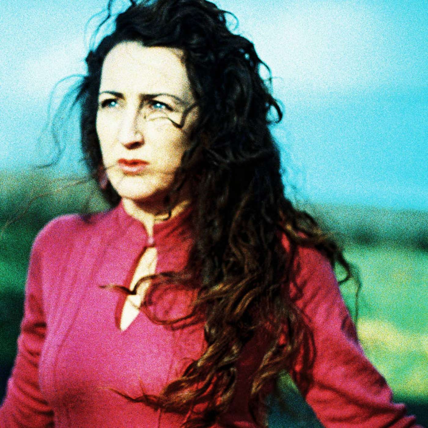 Áine O'Brien - Performance Artist, Singer, Musician, Actress,  Curator