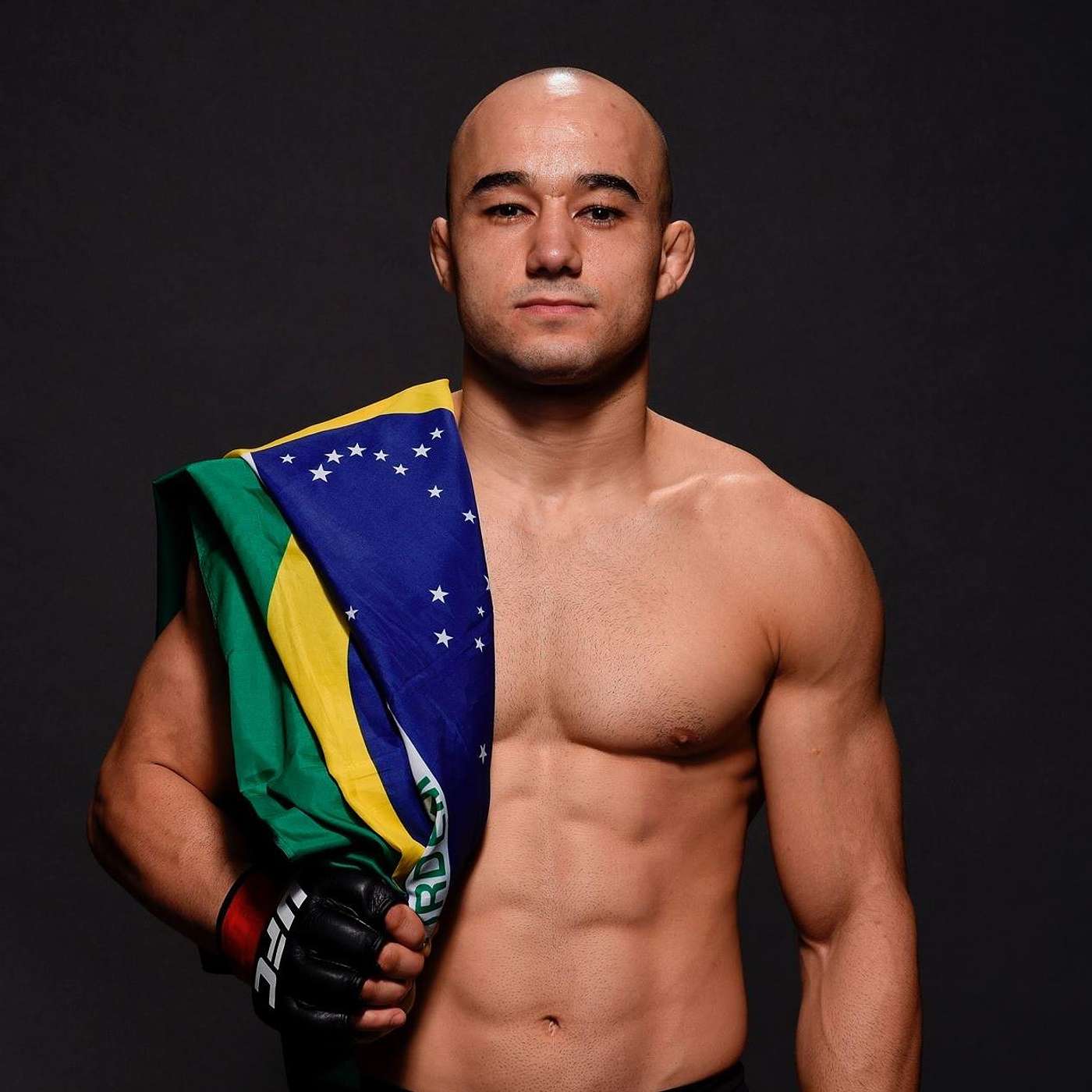 Top-Ranked UFC Fighter "Magic" Marlon Moraes