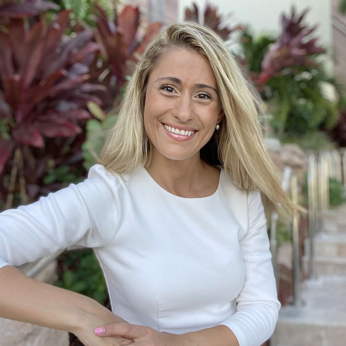 Become the Best Virtual Version of Yourself - TTST Interview with Rock Star Photographer Vasi Siedman