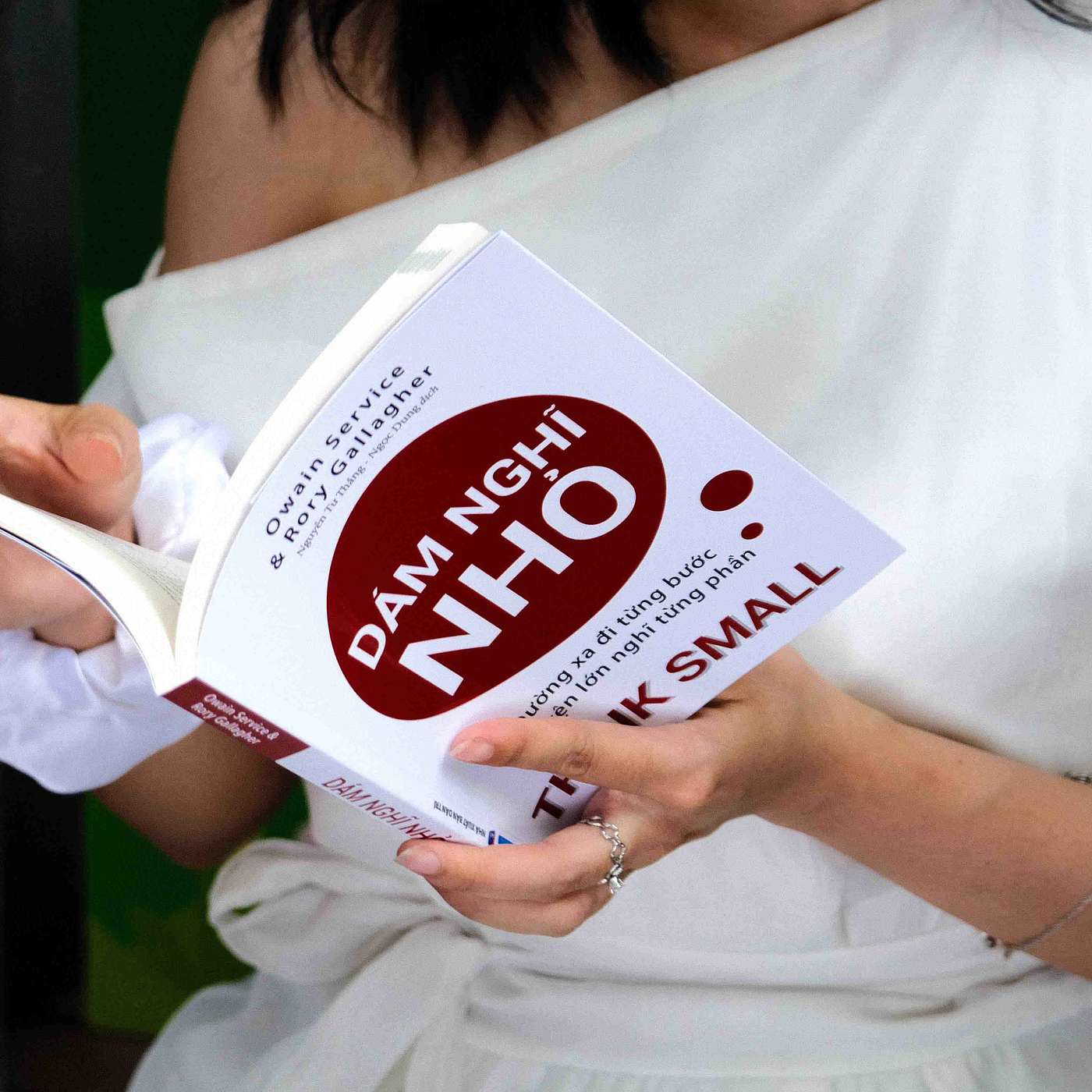 Dám nghĩ nhỏ - 5 yếu tố giúp bạn thành người hạnh phúc