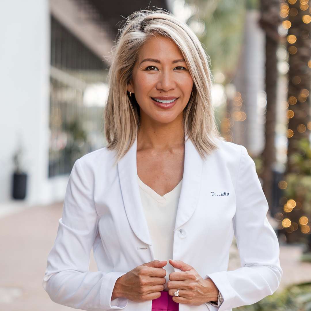 Dr. Julia Guerrini