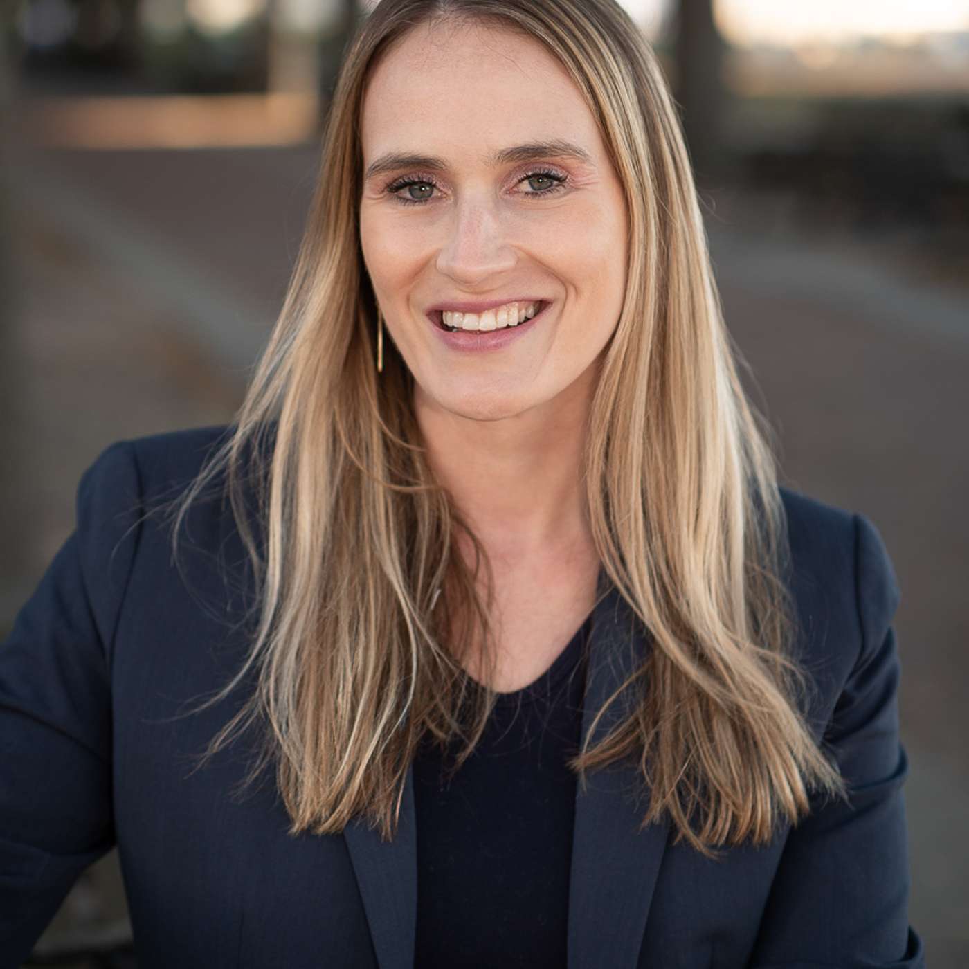 115. Victoria Michaels - Career Coach • Job Search Strategies • Sales & Marketing