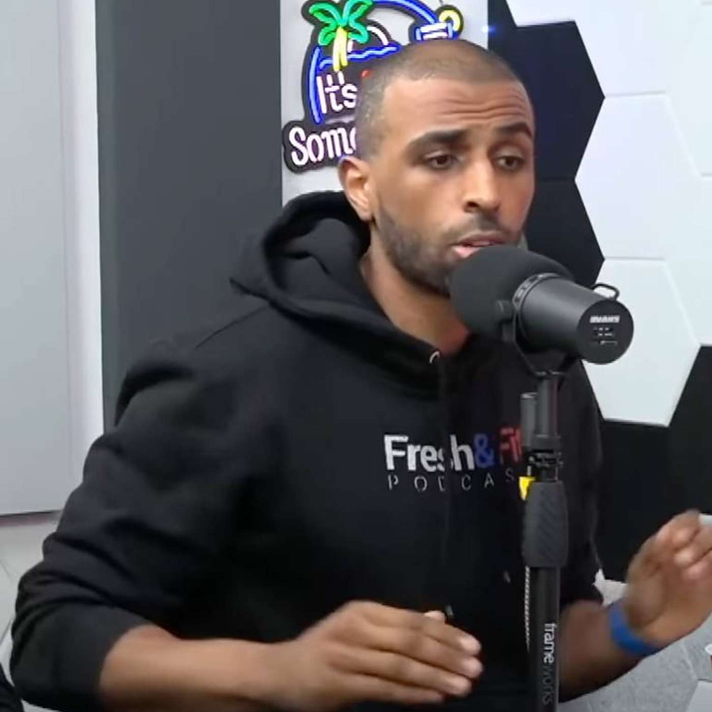 Fresh and Fit on Social Media Affecting Relationships {Reaction} | Helios Blog 534