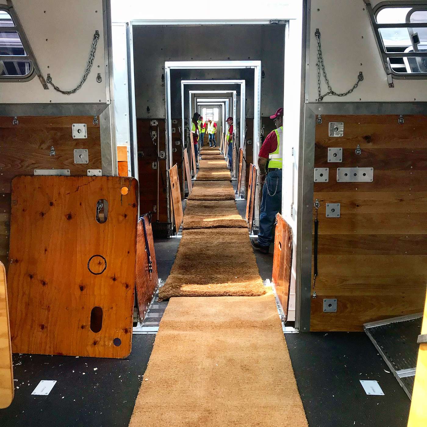 Episode 40: Roll On--Tales and Tips from an Equine Relocation Specialist