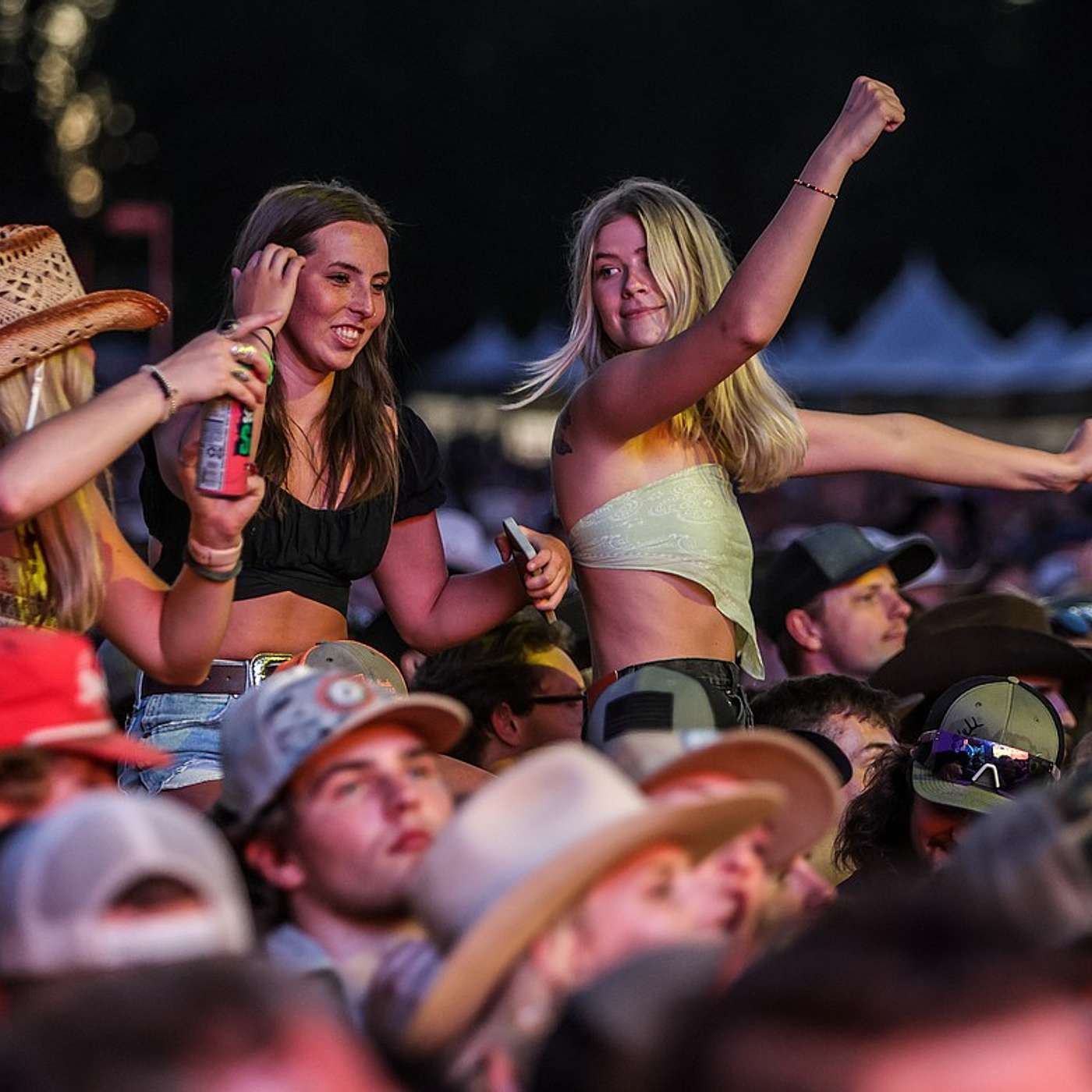 Under the Big Sky Festival 2026 Preview | Chris Stapleton, Zach Top, Cody Jinks & Insider Tips episode artwork