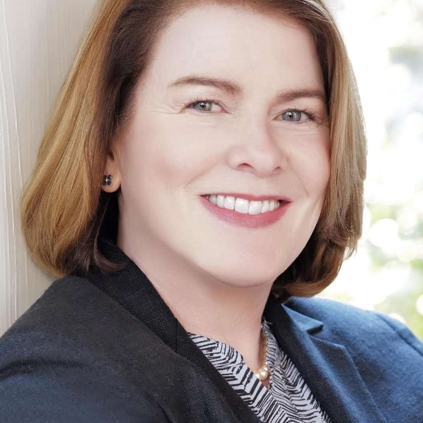 2B Bolder Podcast : Career Insights & Advice from Successful Women in Business & Tech