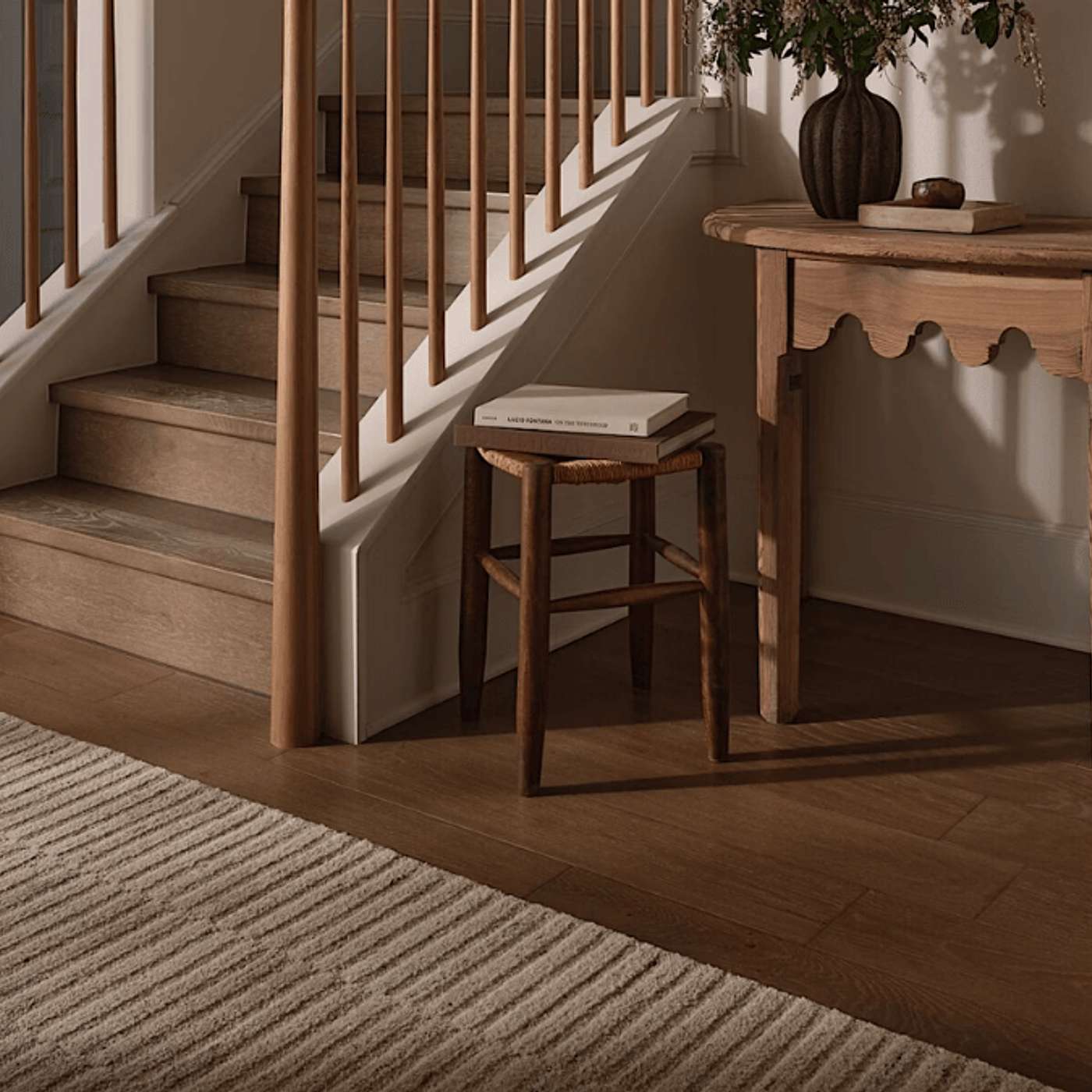 What Makes a Good Entryway Rug for All Seasons?