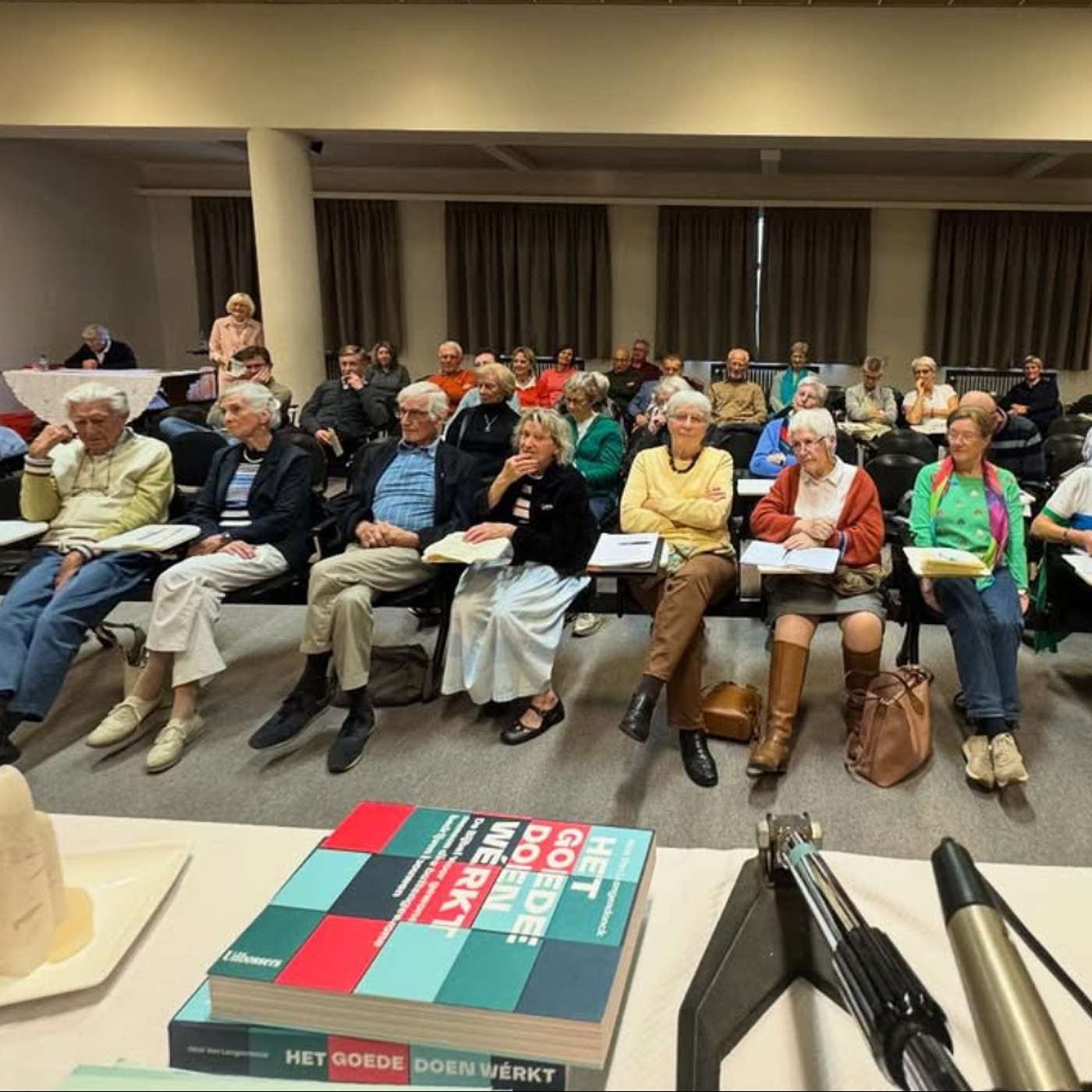 Effeta - ga open! Nick geeft lezing over een bekende bijbelse passage. Effeta - ga open! Nick geeft lezing over een bekende bijbelse passage.