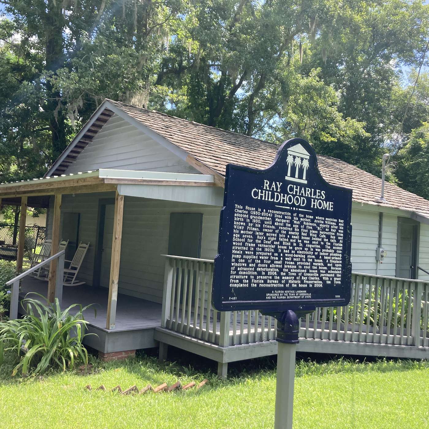 Episode 233: An Insider's Guide to Quincy and Havana, Shade Tobacco, and Florida News