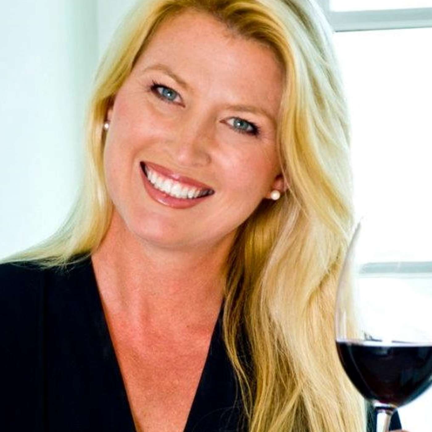 The City's Backyard S2 Ep 37  Former Fairfield Model/actress Sandra Guibord! We chat about her past and her MTV Video Vixen gig with 80's Hair band Winger and her journey into the world of wine! episode artwork