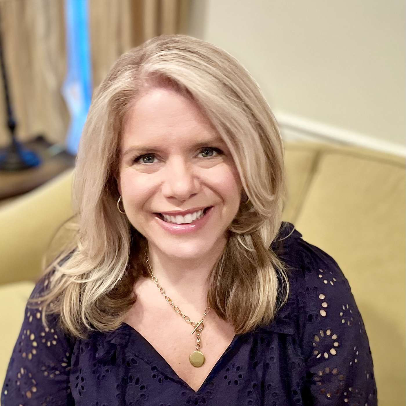 Episode 602- Your Way Back to Simplicity When the World Feels Like Too Much with Rosanne Terzian RN, CLC