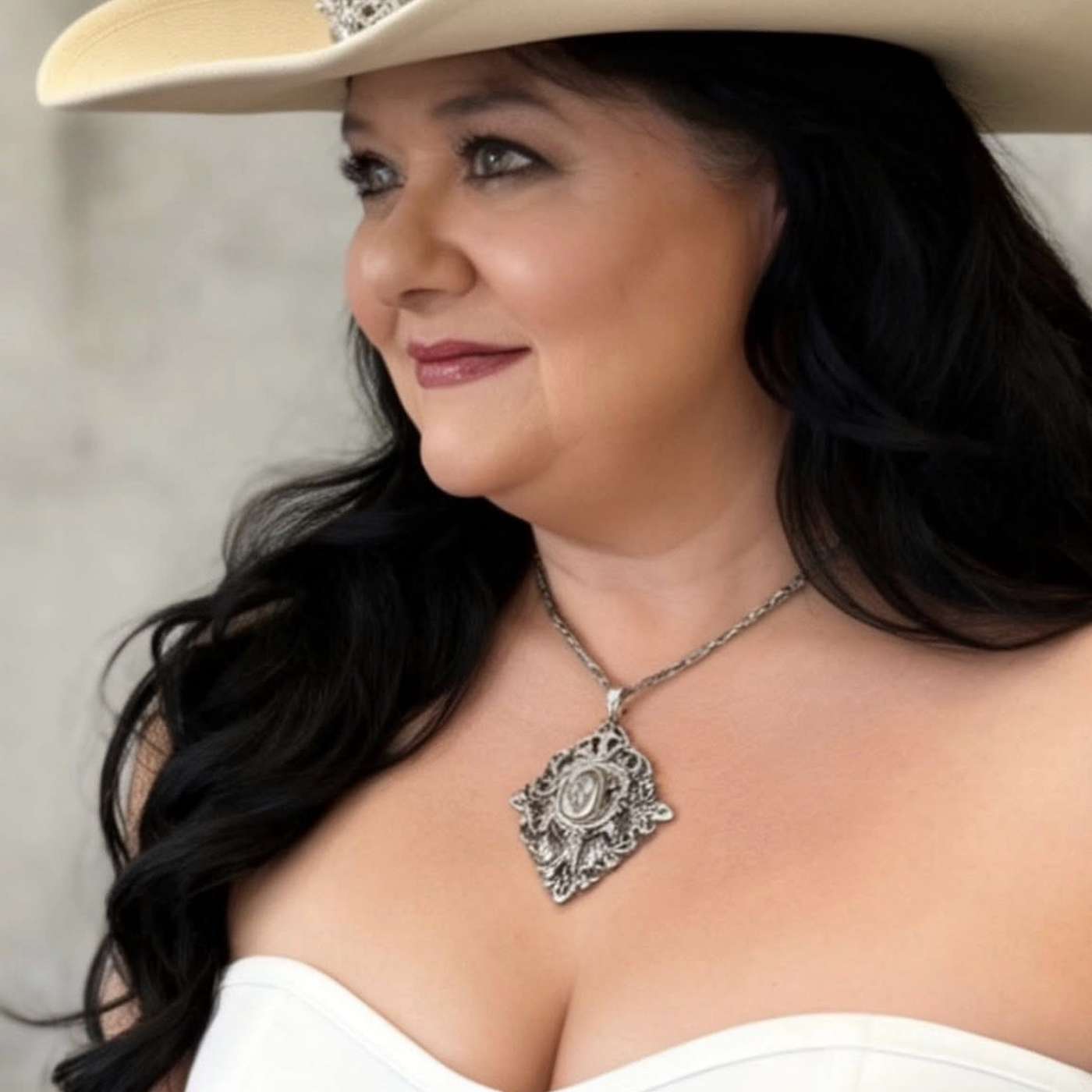 Beth Holli Country Artist episode artwork