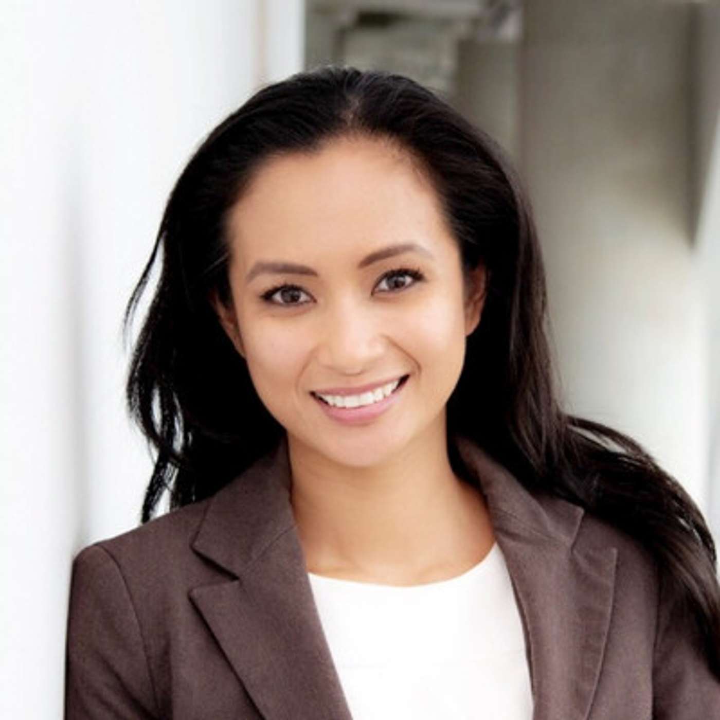 Episode 212 with June Schaufus, Director, New Business Sales & Business Development at Bluecore episode artwork