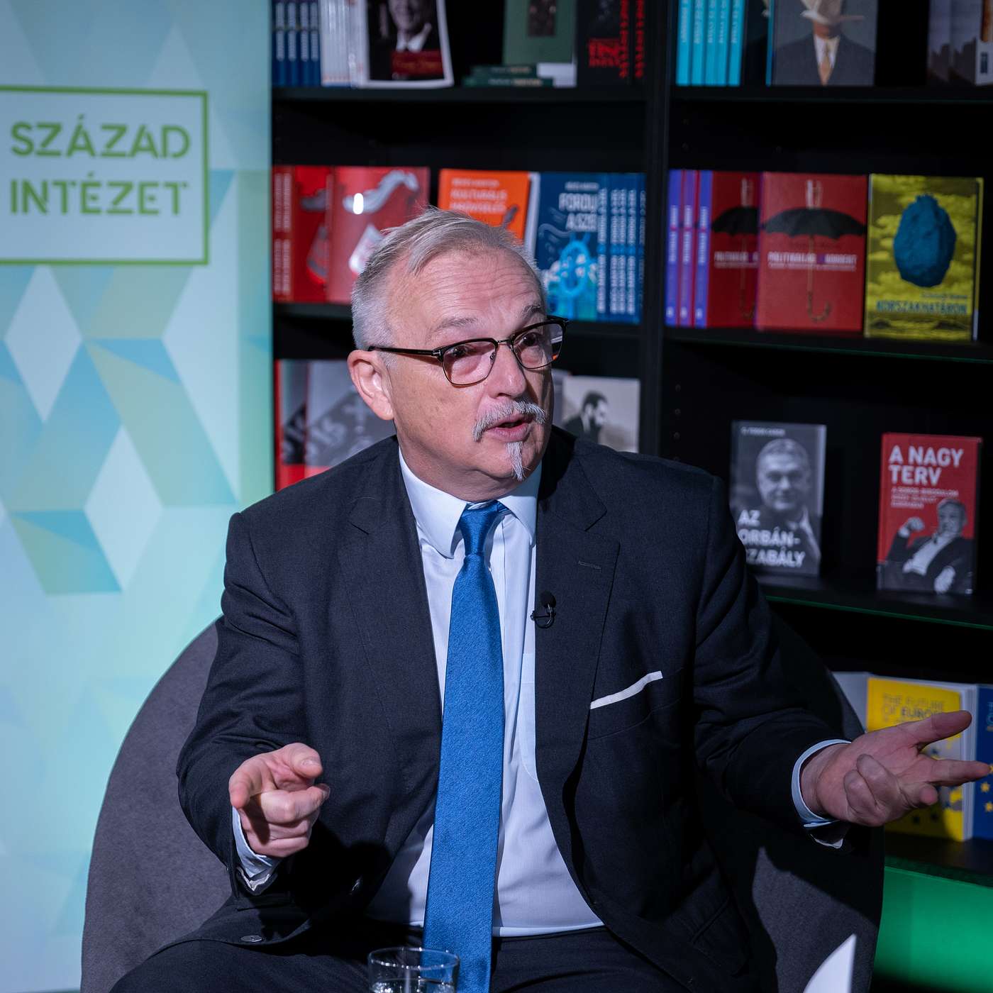 XXI. Század Intézet