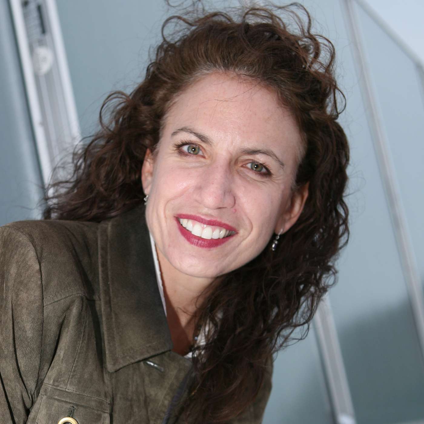 The Role of the Illinois Solar Energy Association in Growing the State's Clean Energy Industry with Lisa Albrecht | EP185