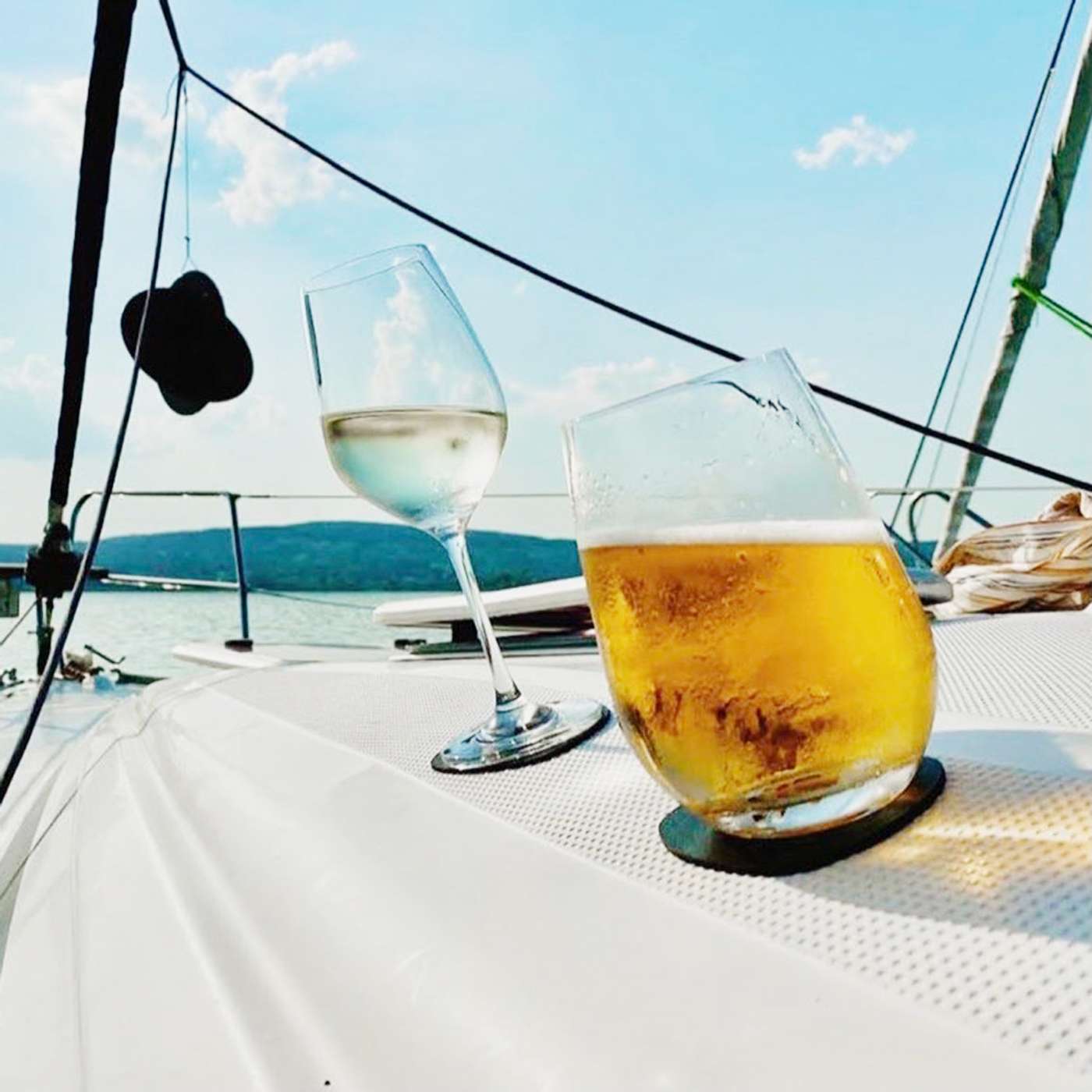 Ep 20 - Magnetic base glasses, cups, and plates for yachting - Gear Talk with Trev