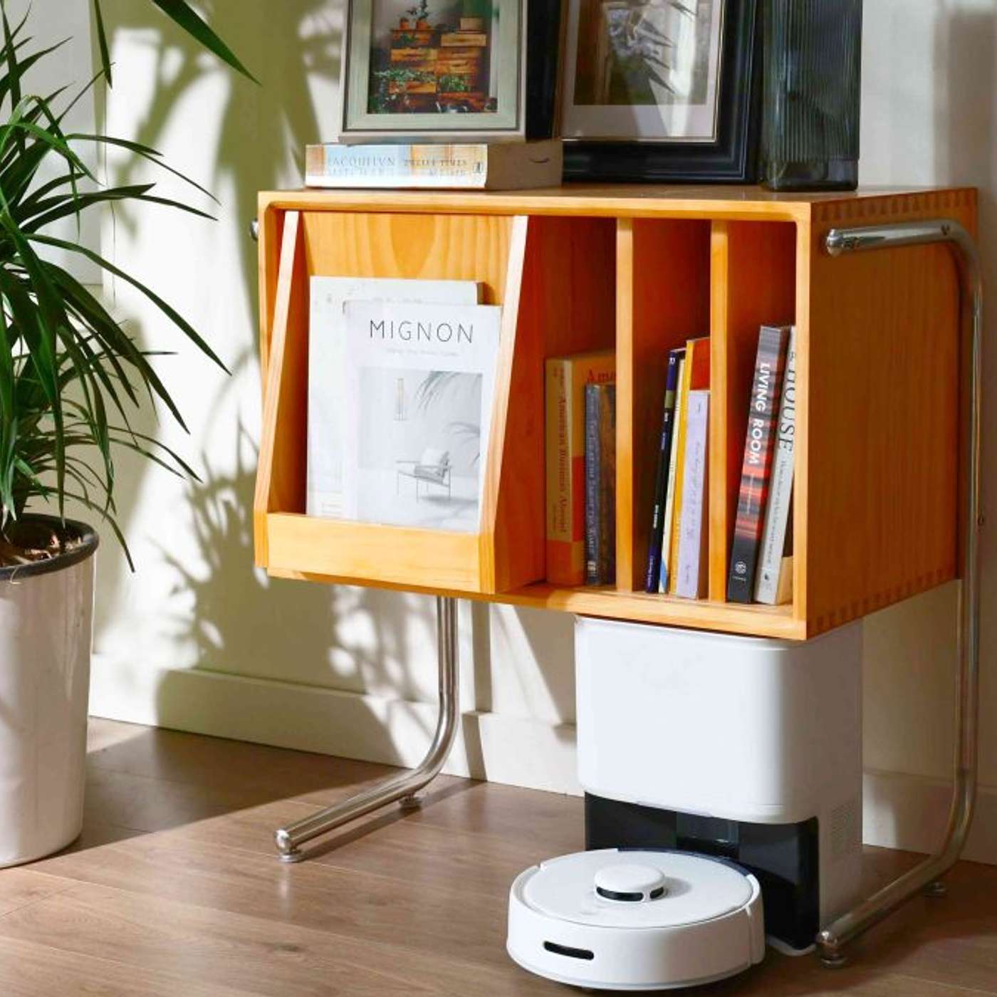 10 reasons why a mini robot vacuum is perfect for your apartment episode artwork
