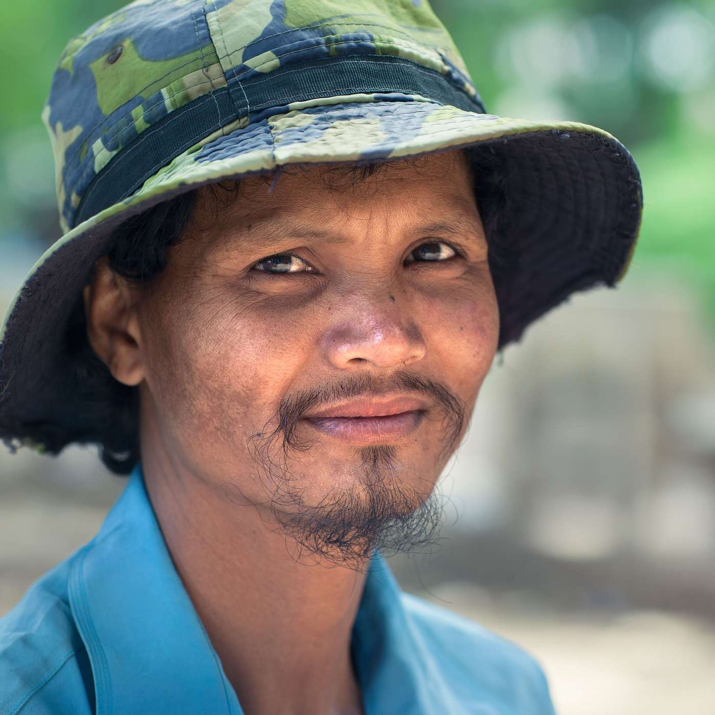 Cambodian Policeman Healed by Jesus