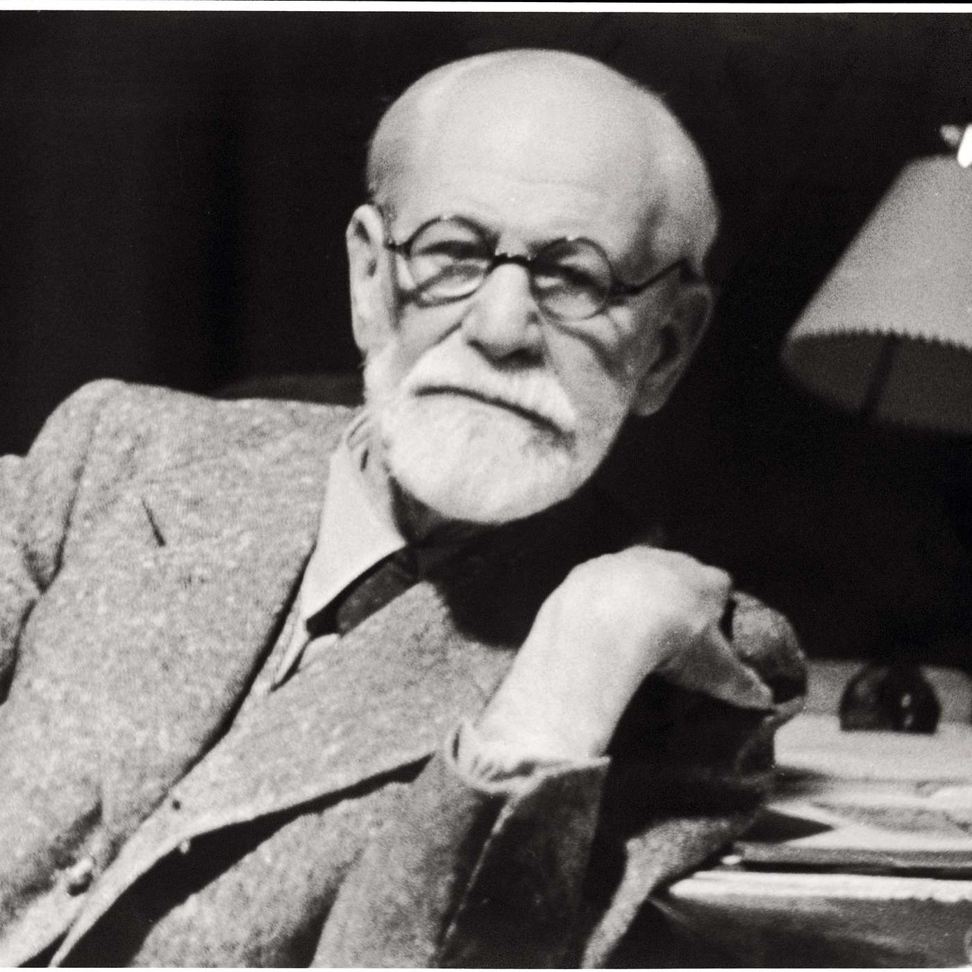 Bonus Episode- Sigmund Freud’s “The interpretation of Dreams “ (1899) A Christian Analysis
