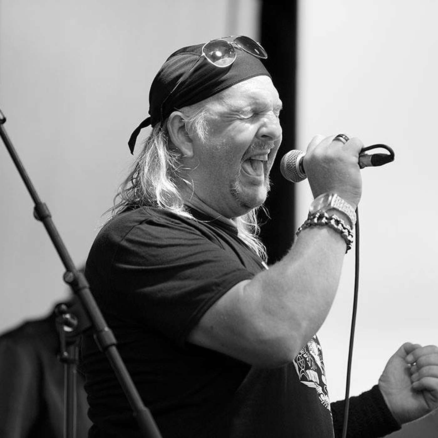 Gary Moat (Ex Heavy Pettin') and Frontman of Hard Rock Band 'Burnt Out Wreck'