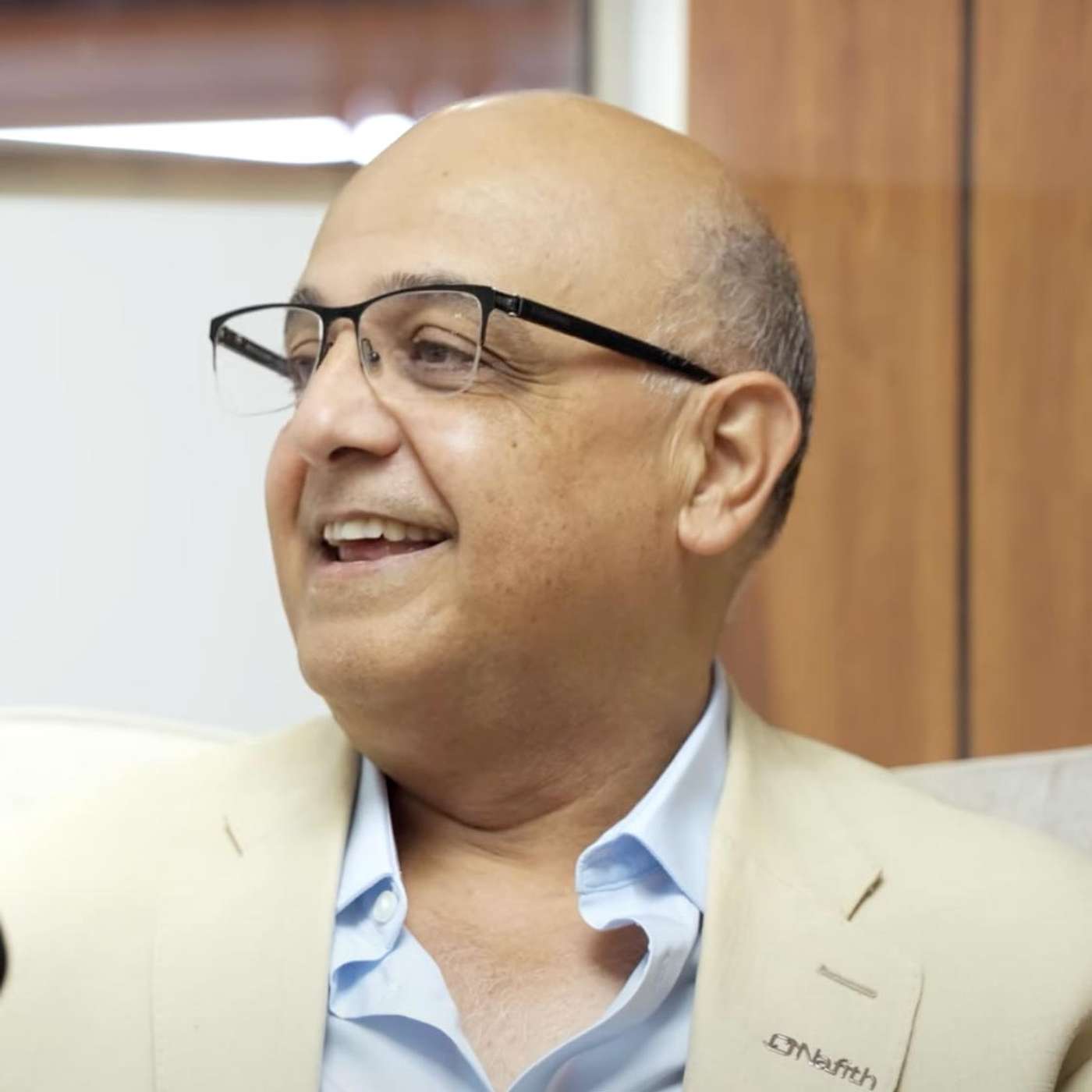 Unplugged with iSolution: Pivoting to Success: Samir Mubarak's Journey through Entrepreneurship and AI Innovation episode artwork
