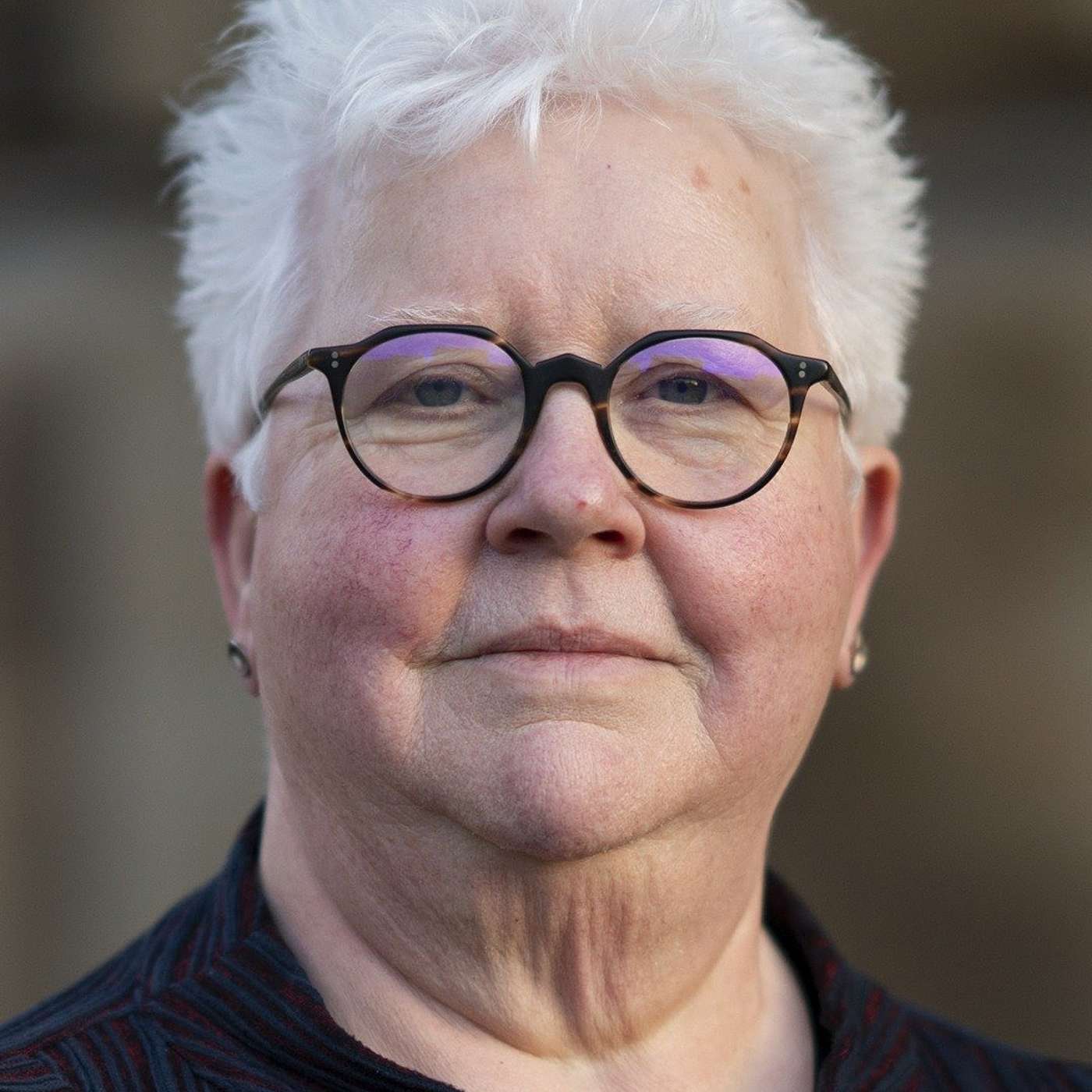 VAL McDERMID chats to Craig Sisterson