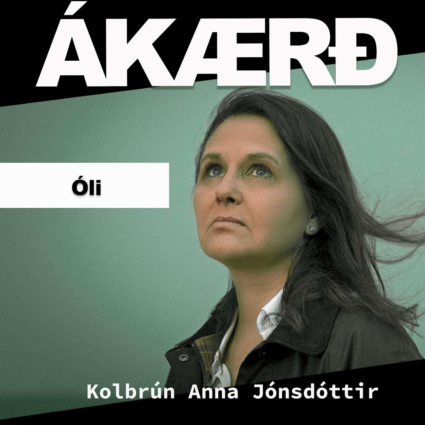 Ákærð