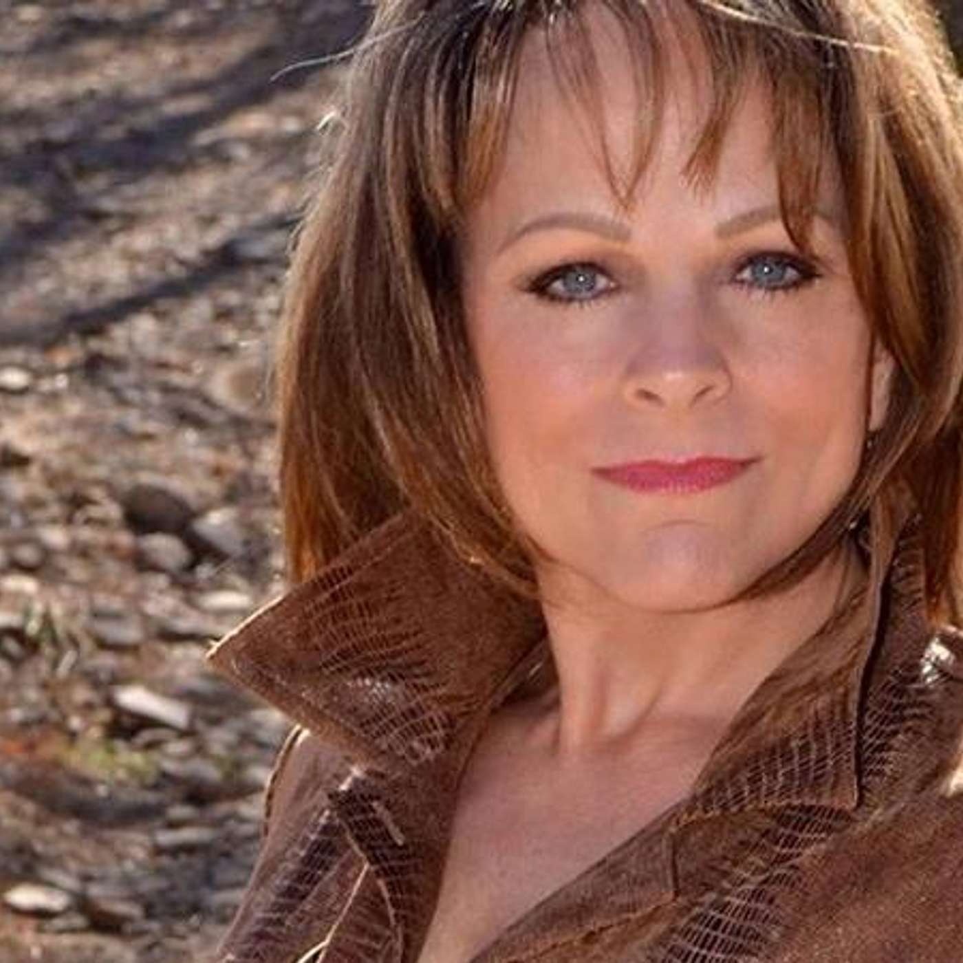 SUSIE McENTIRE  on 