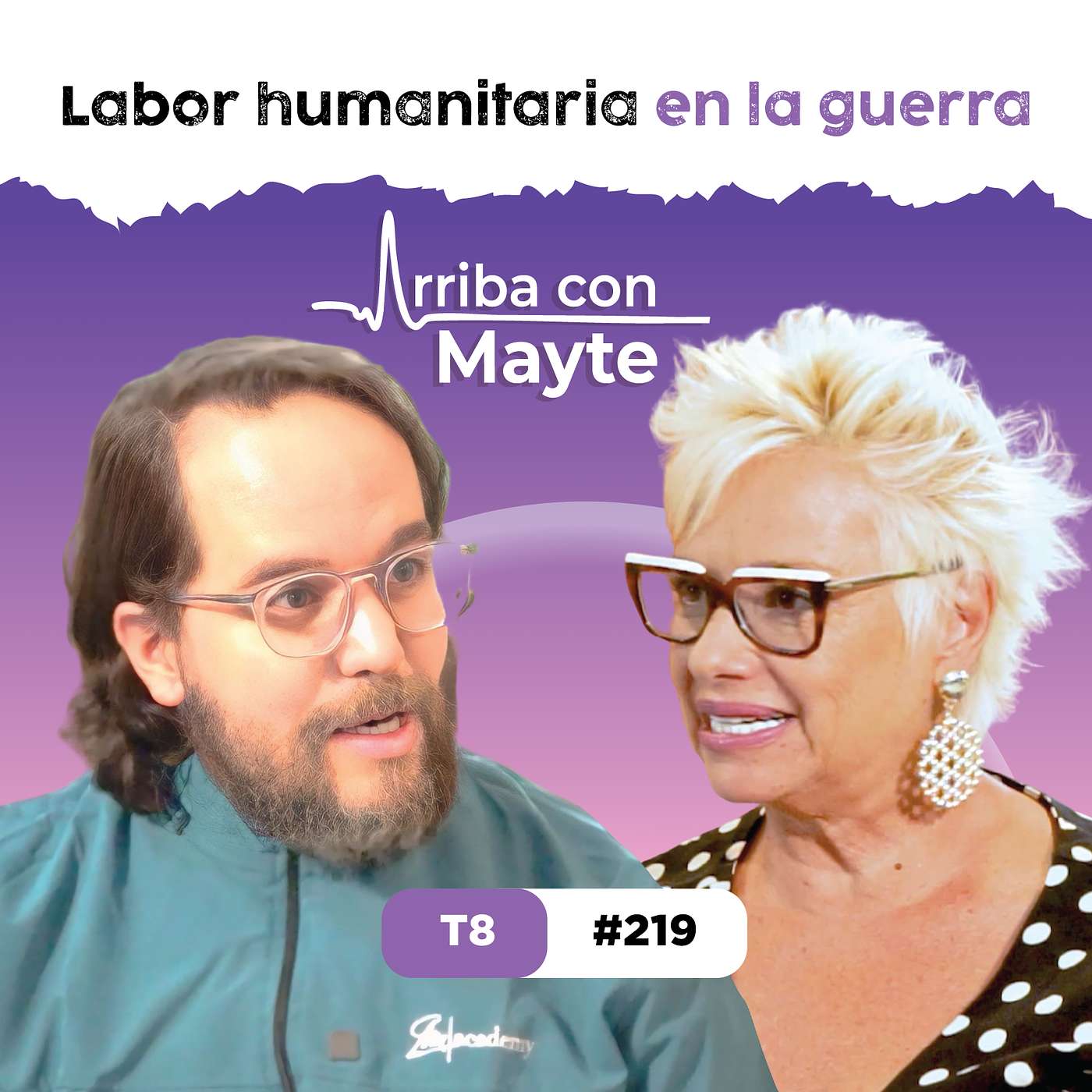 Labor Humanitaria: Doctor prestando ayuda en la guerra