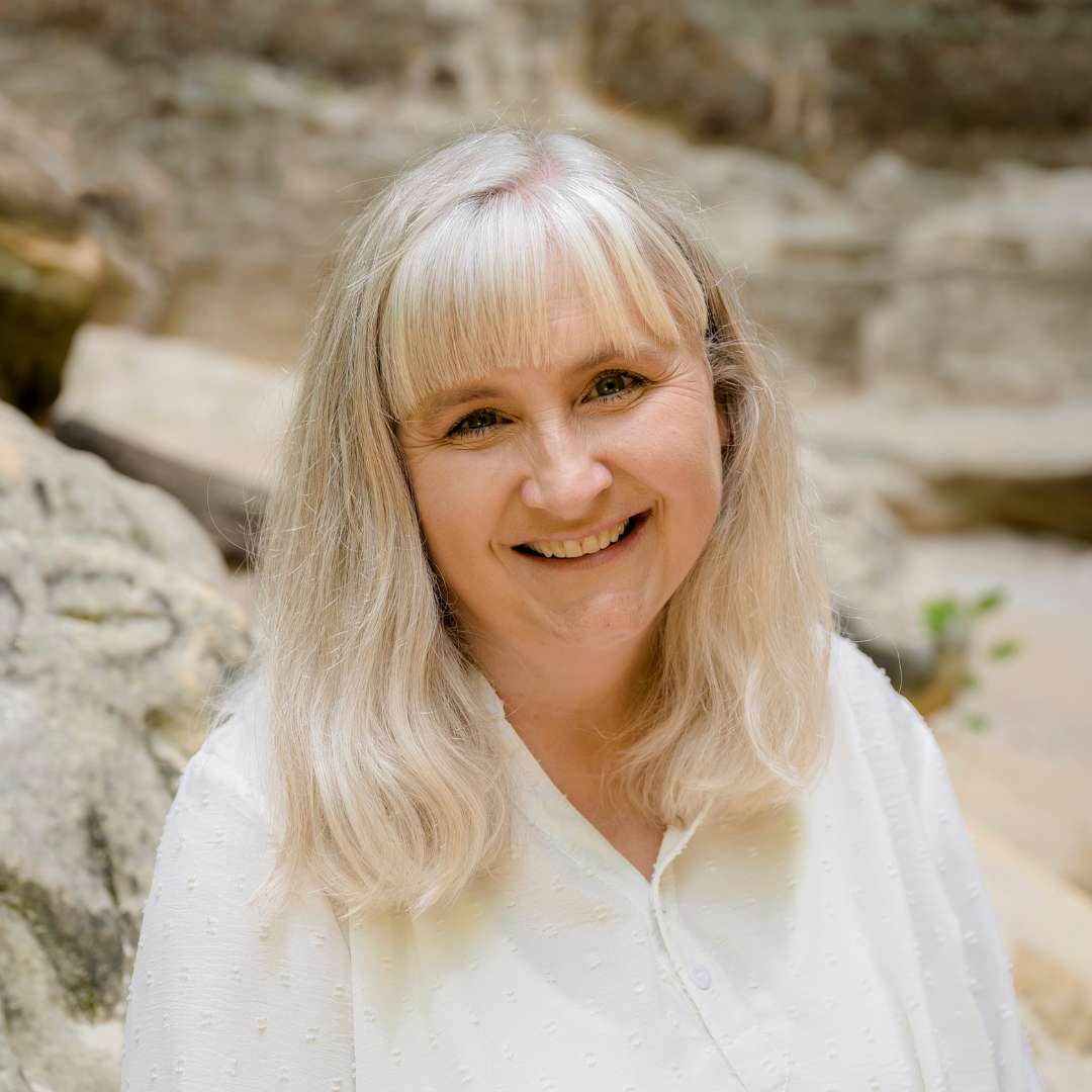 Rose-Marie Lowe