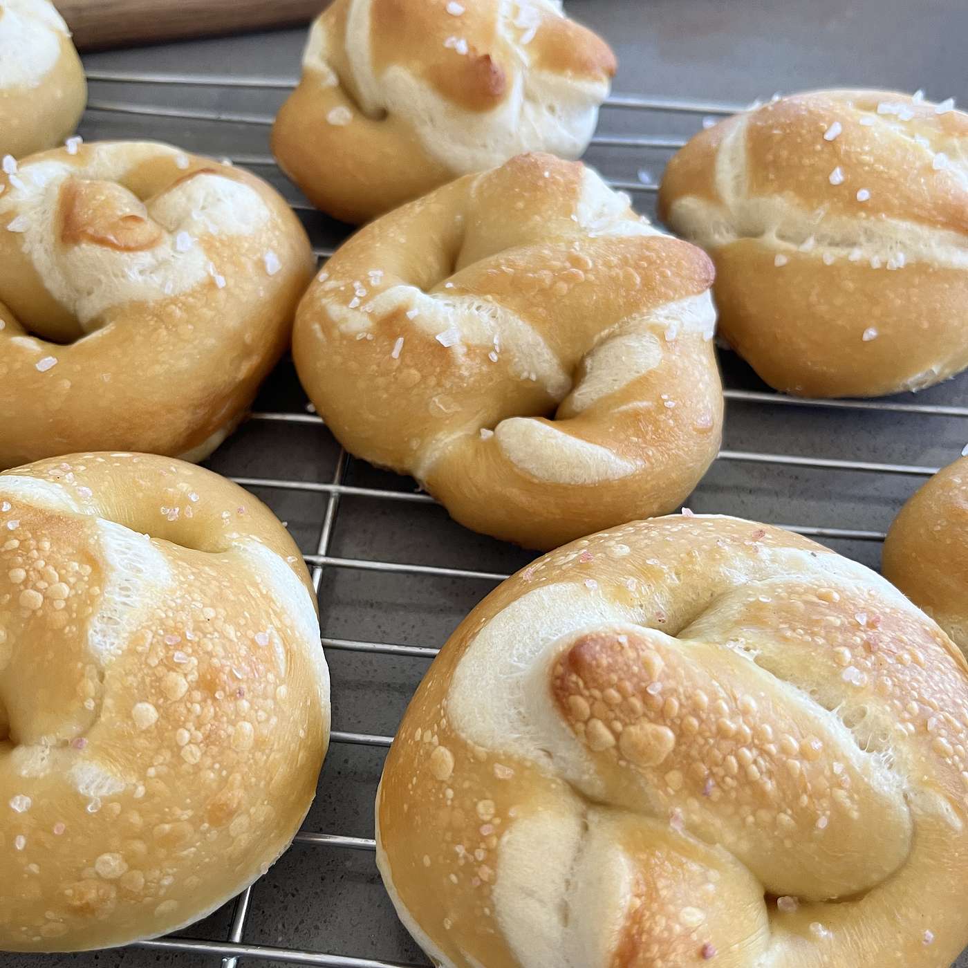 S4 E45 How to Use Lye to Bake Soft Pretzels