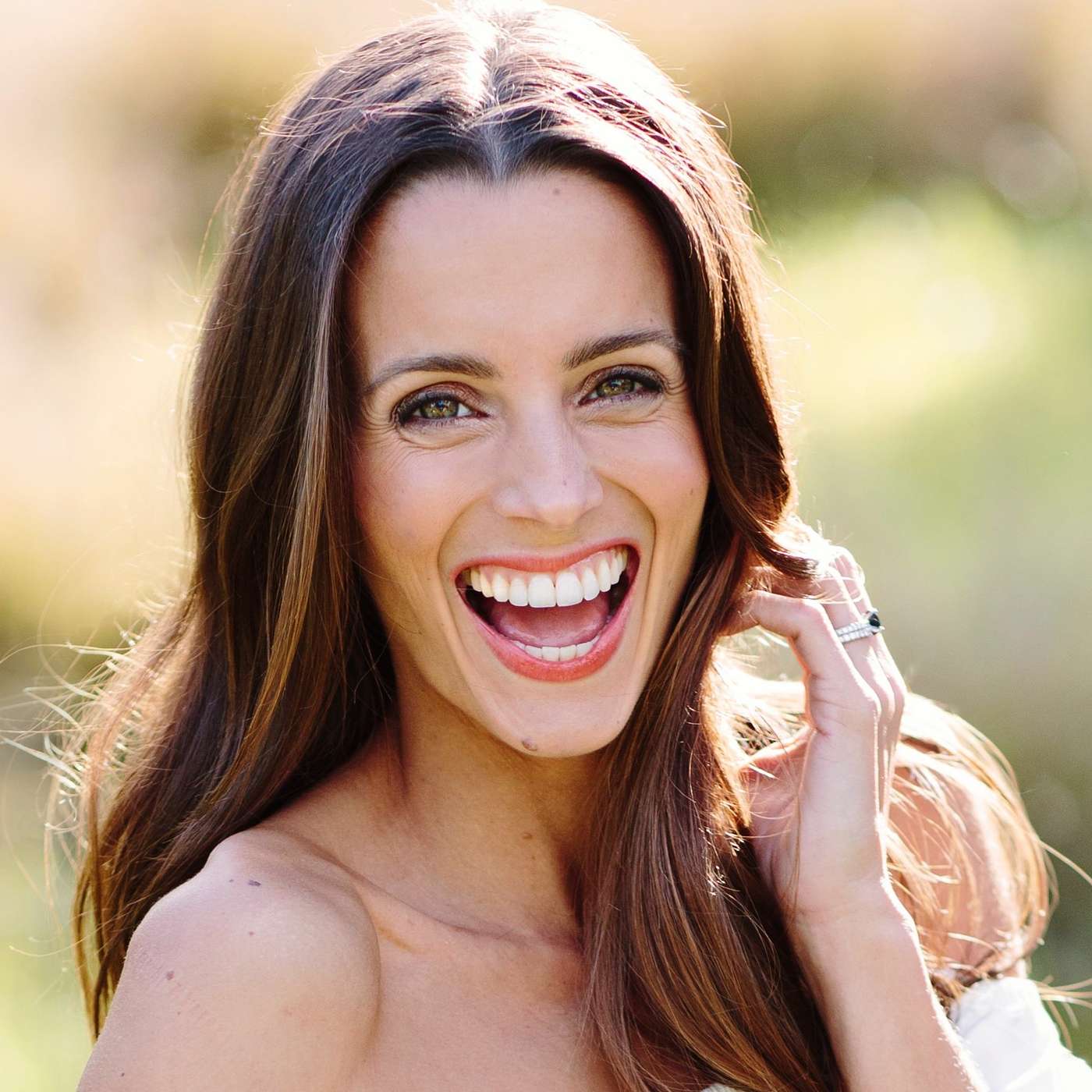 AR #43 - Master Your Mean Girl & Live The Life Of Your Dreams With Melissa Ambrosini episode artwork