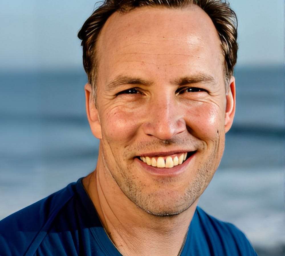 Lee Holden